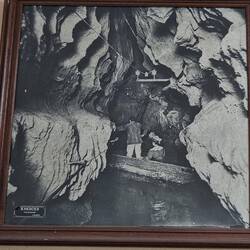 1810 wurde die Höhle entdeckt und seit 1855 ist sie für die Öffentlichkeit zugänglich.