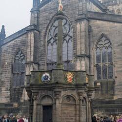 Mercat Cross