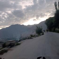 Es geht hoch nach Karimabad
