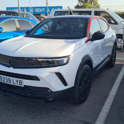 ... mein Mietwagen: statt FORD FOCUS ein OPEL MOCCA ... auch gut! ...