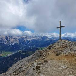 Gipfelkreuz Sassongher
