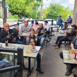 Kilt and Clover Pub