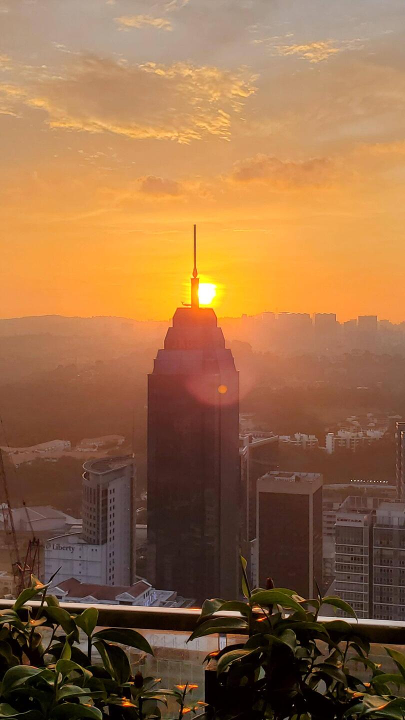 JKG Tower - Büroturm