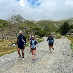 A lot runners on TMB