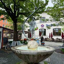 Karl Valentin Brunnen Germany's Buster Keaton