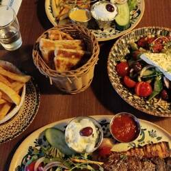 Bissl griechisch zwischendurch schadet nicht🤗