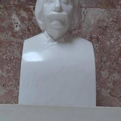 Der Einstein ist nicht ganz so gut dargestellt
