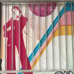 Kunst lebt gefährlich.