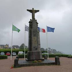 Kriegerdenkmal in Cancale