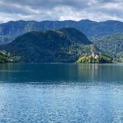 Wir wandern um den Bleder See - ca. 2 Stunden