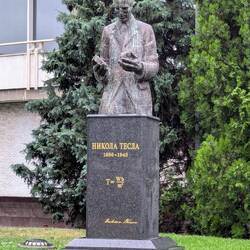 Nikola Tesla
