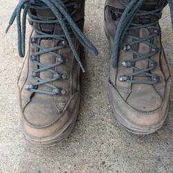 These boots are made for walking (Nancy Sinatra) Die waren mal anthrazit.