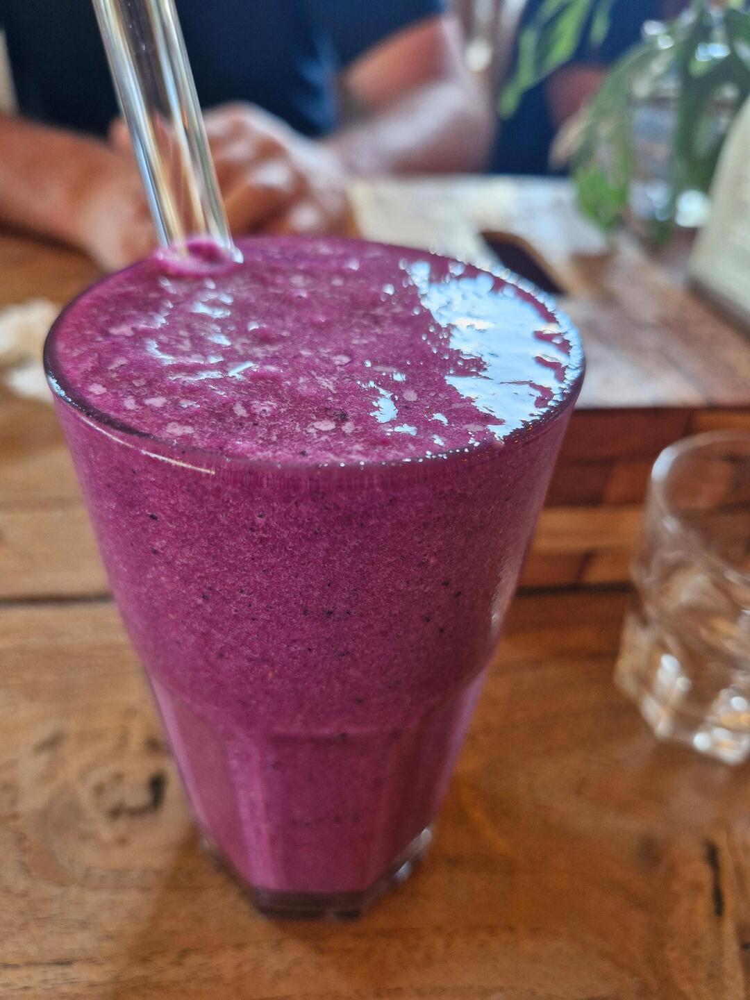 Dragon fruit smoothie- love the colour