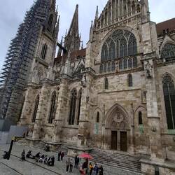 Der Dom. Von außen schön. Innen eine kleine Enttäuschung.