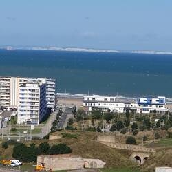 England im Hintergrund