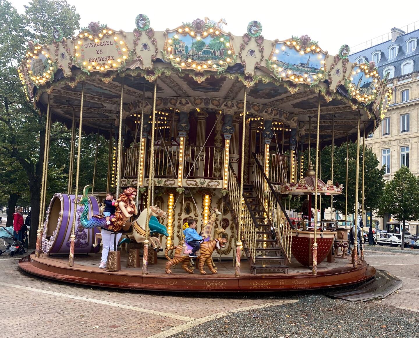 Active carousel even on a rainy day