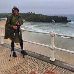 En tenue de combat (il n'a pas arrêté de pleuvoir)
