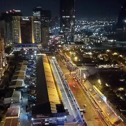 Aerial shot on start line.