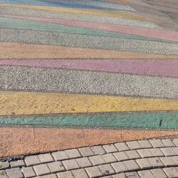Bunte Zebrastreifen