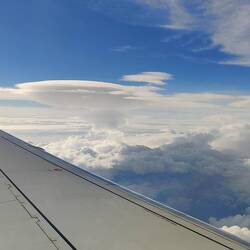Über den Wolken