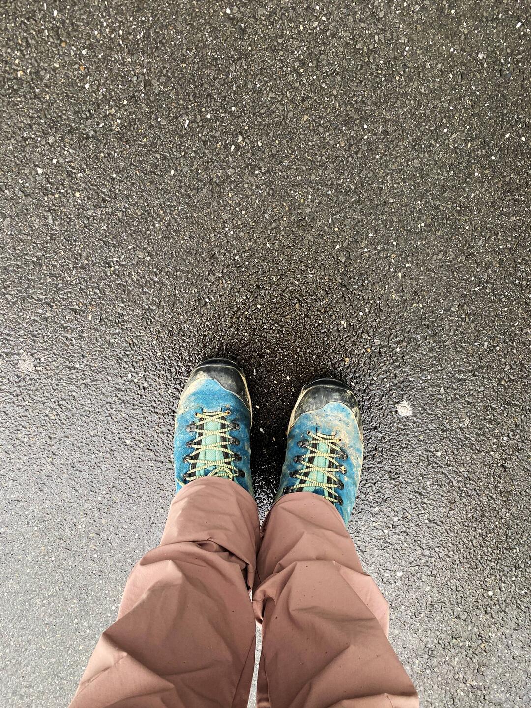 Mit Wanderschuhen wellnessen gehen 😂👍🏻