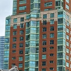 Wie sich Hochhäuser einschmiegen