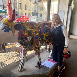 Couldn't resist this cute cow.