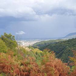 Dicke Wolken im Tal.