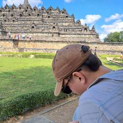 Fakten zum Tempel recherchieren