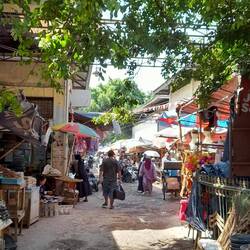 Markt in Cirebon. Hier gibt's Alles, Gerüche inclusive.