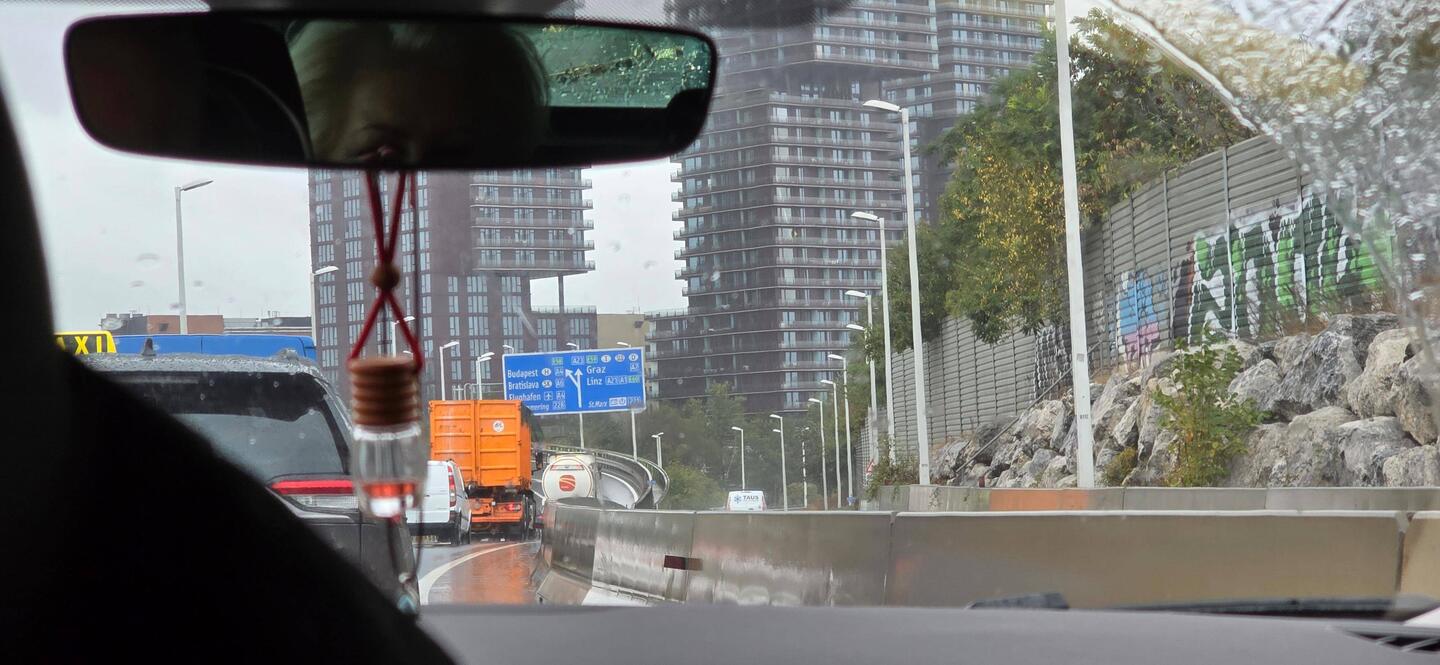 der Regen macht die Tangente nicht "flüssiger"