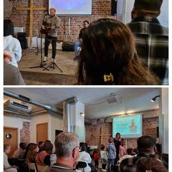 Evangelische City Church onder een appartement