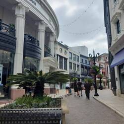 Passage am Rodeo Drive