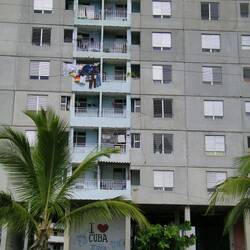 I love Cuba im Plattenbau