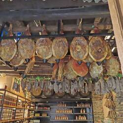 Korsische Köstlichkeiten, als wollten sie vom Himmel fallen!