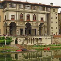 Warteschlange am Eingang zu den Uffizien