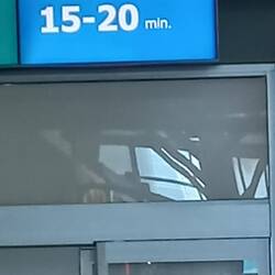 Nach einer Stunde in der Sicherheitskontrolle ...