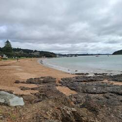 Wanderung am Strand entlang nach Paihia
