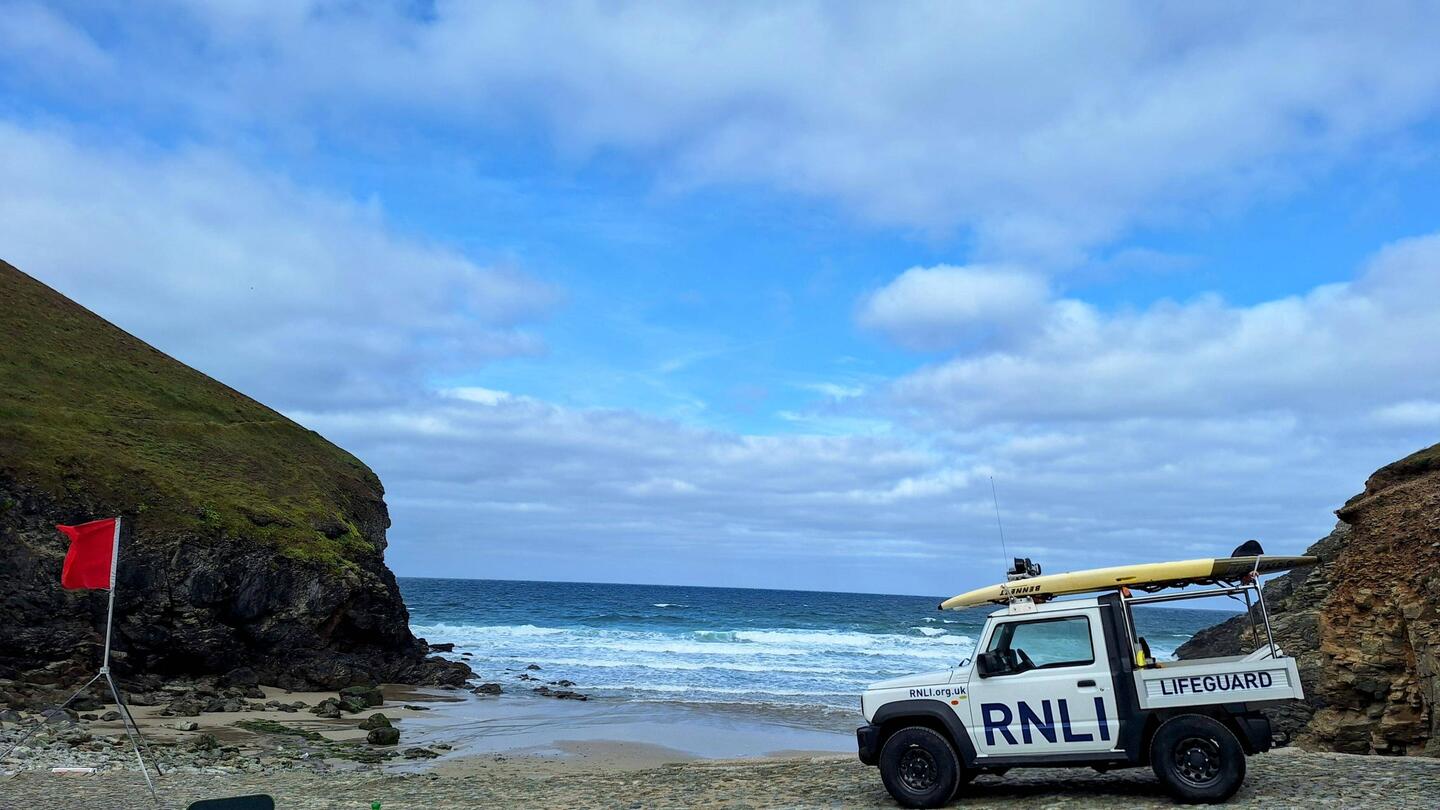 Chapel Porth Beach
