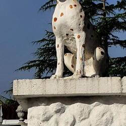 J'aurais bien vu cette maison, ornée de 2 dalmatiens, au numéro 101...
