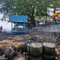 Hey, here's some more rubbish