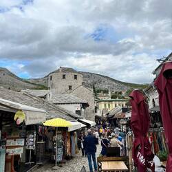 Premiers pas à Mostar