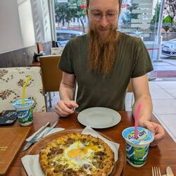 Pide mit Ayran und später Sütlac als Dessert