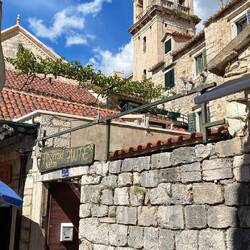 Die kleine Altstadt von Omiš