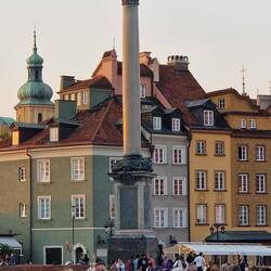 Koning Sigmund op de zuil met Kruis en Zwaard
