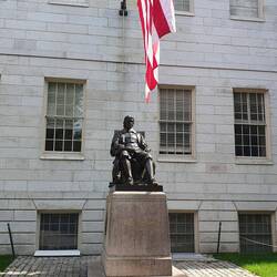 John Harvard Gründer der Universität