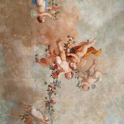 Decke Durchgang weisser Saal