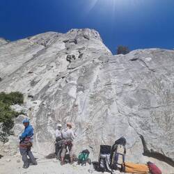 El Capitan in 6 days, multi-pich, 5.7 Trad climbing - insane, they had 2 huge backpacks w/ 50-70kg