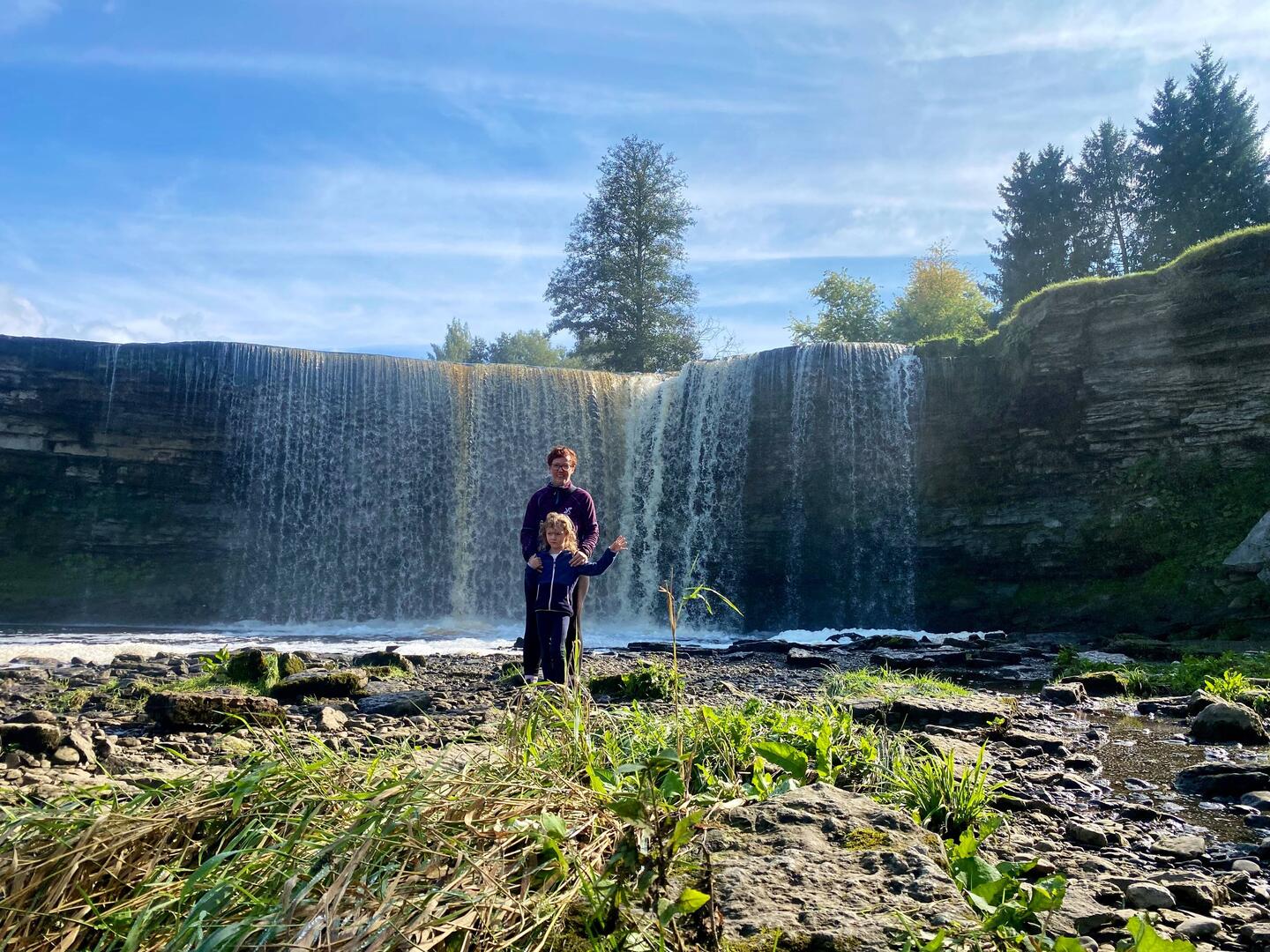 ... gibt es den höchsten Wasserfall des Baltikums: 8m 🙈
