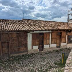 Rückseite vom Basar in Kruje